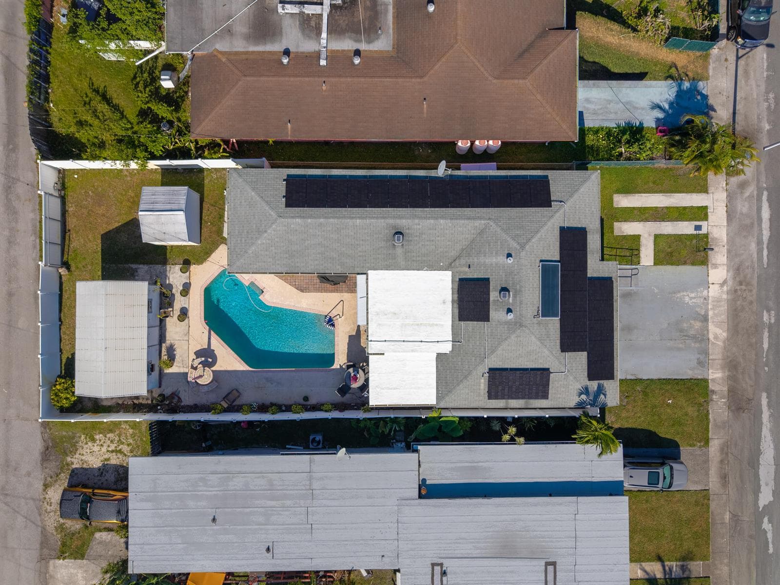 262 SW 8th Street, Dania Beach FL 33004 photo 2