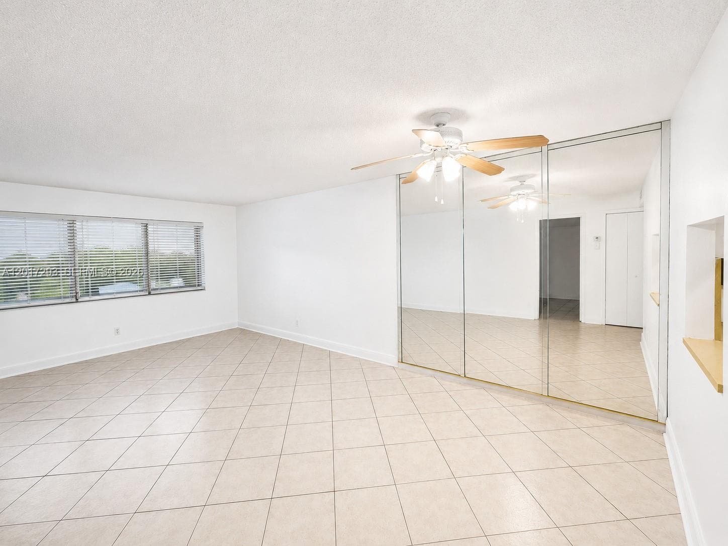 410 SE 2nd St # 415, Hallandale Beach FL 33009 photo 2
