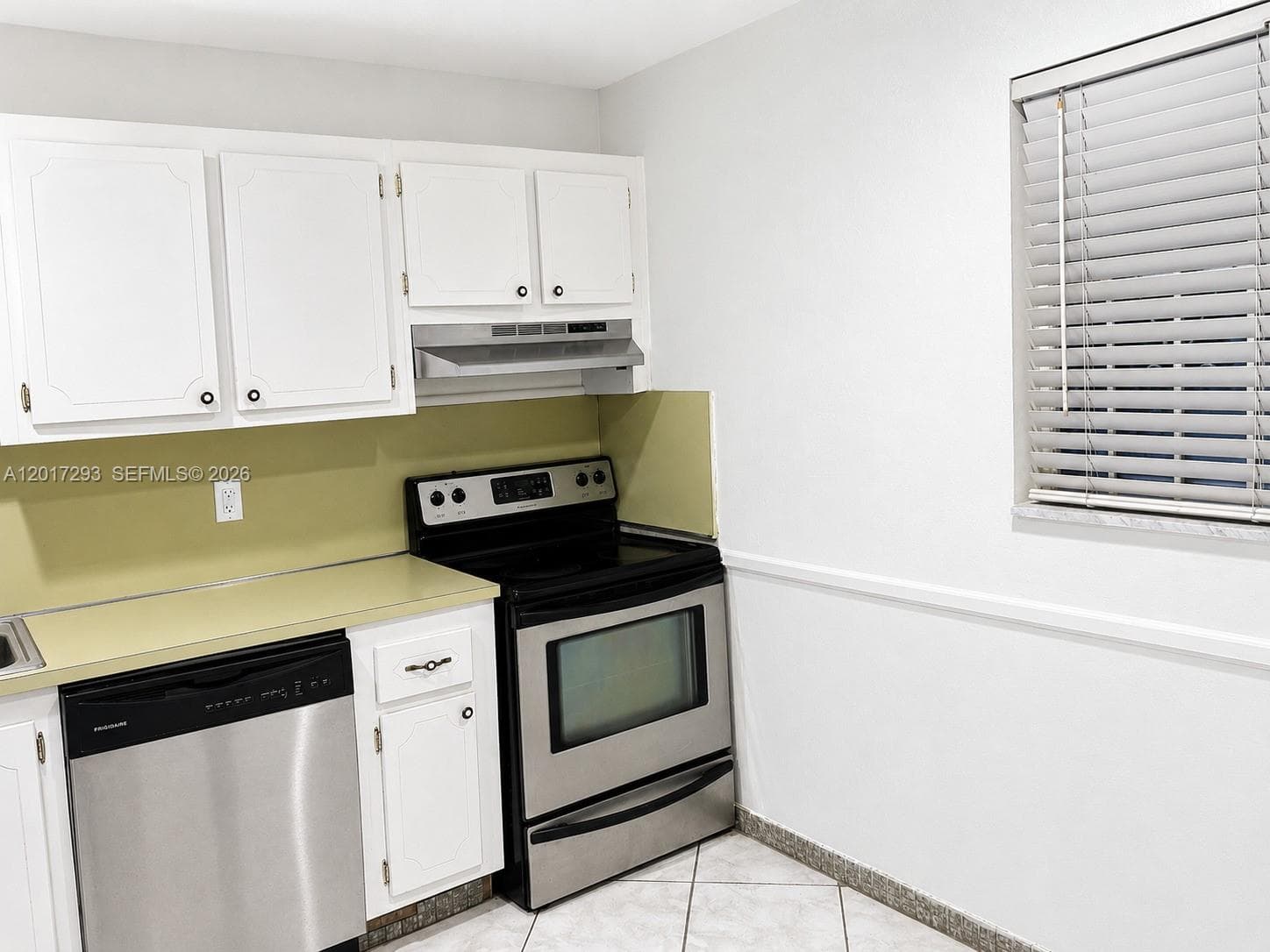 410 SE 2nd St # 415, Hallandale Beach FL 33009 photo 5