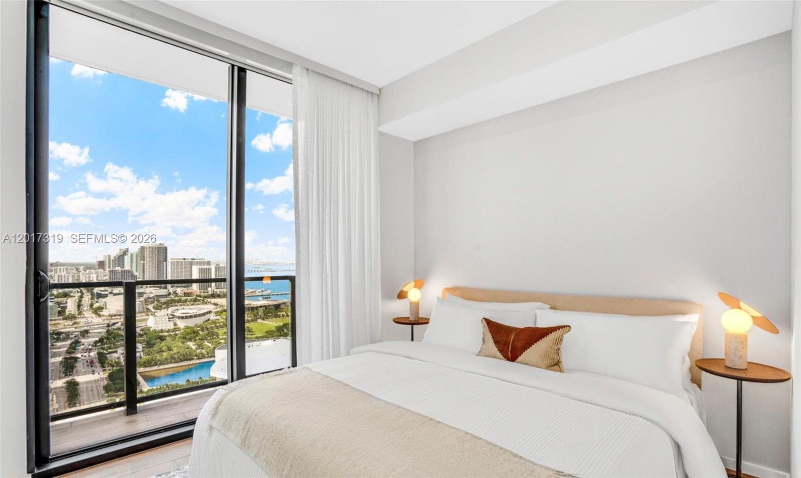 398 NE 5th St # 4701, Miami FL 33132