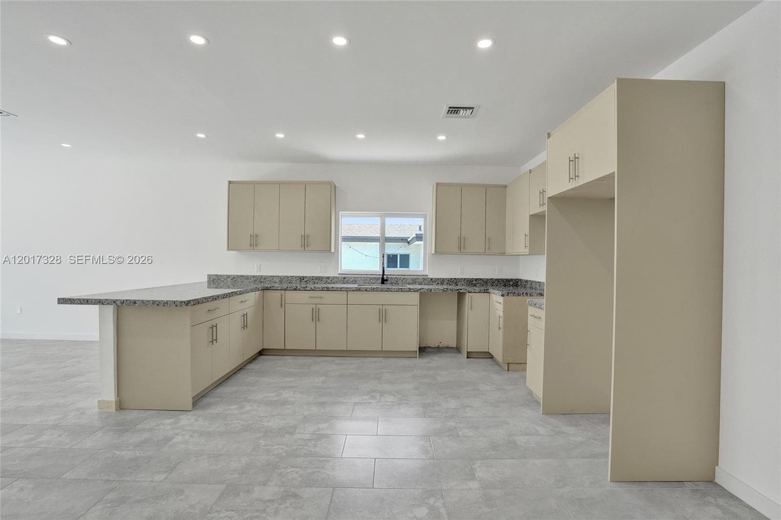 2536 NW 9th Ct, Fort Lauderdale FL 33311 photo 5
