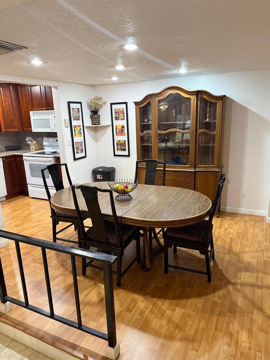 3720 Inverrary Drive # 1f, Lauderhill FL 33319 photo 3