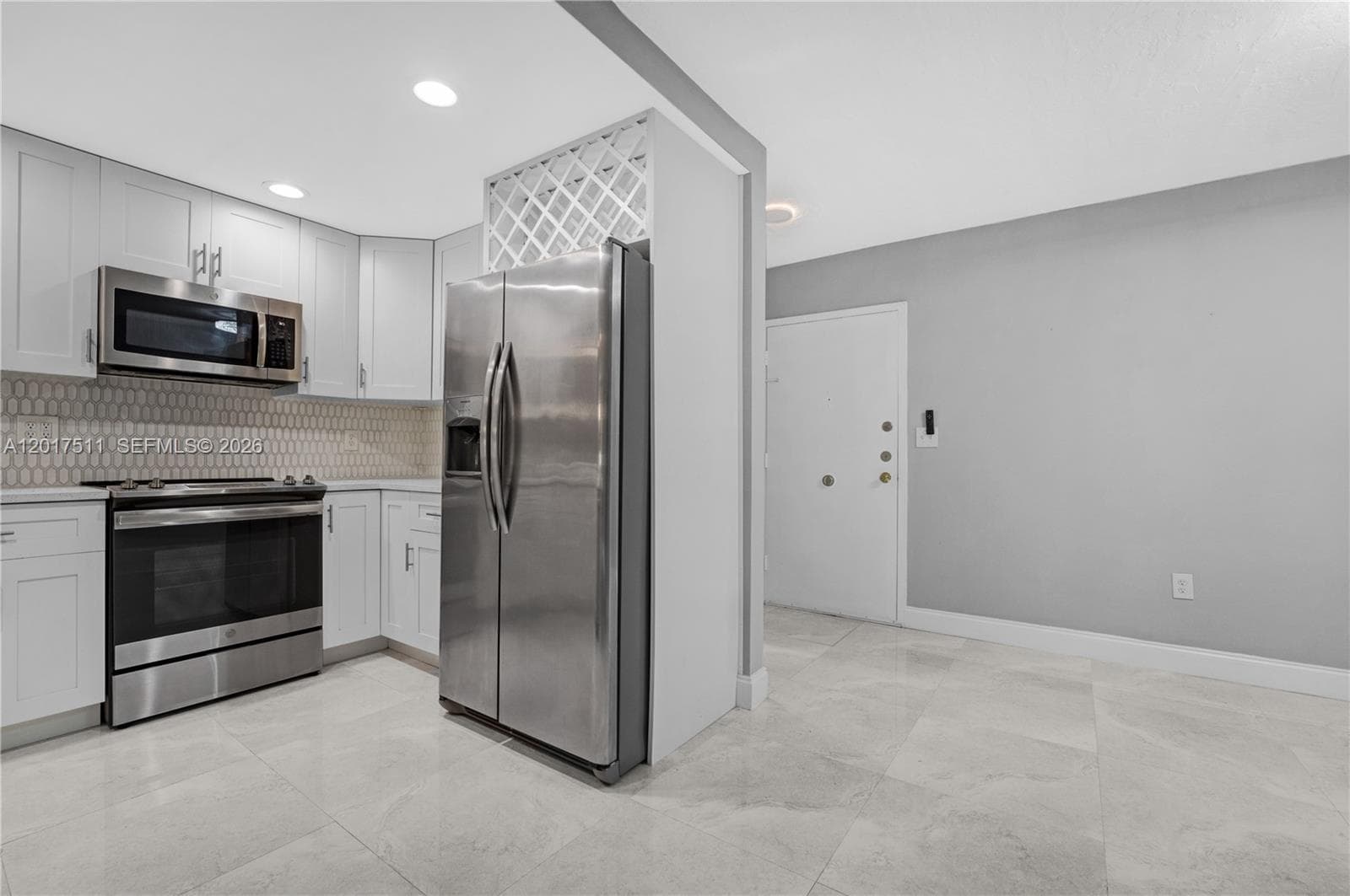 7100 NW 17th St # 305, Plantation FL 33313 photo 3