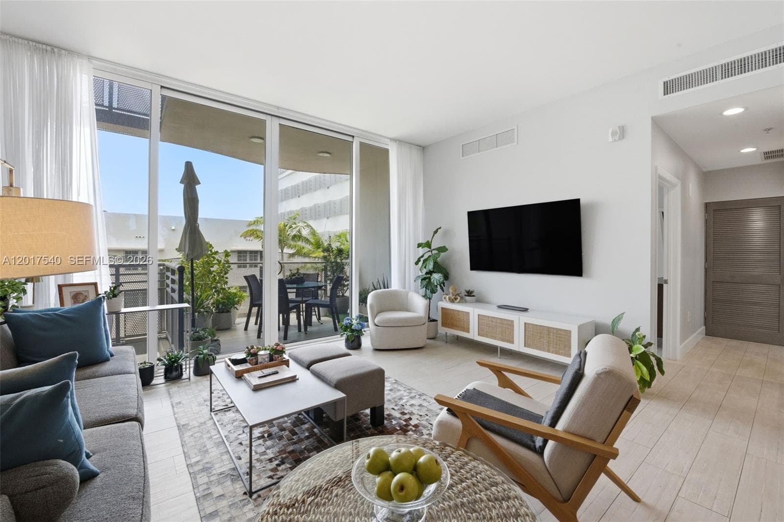 2100 Park Ave # 302, Miami Beach FL 33139 photo 2