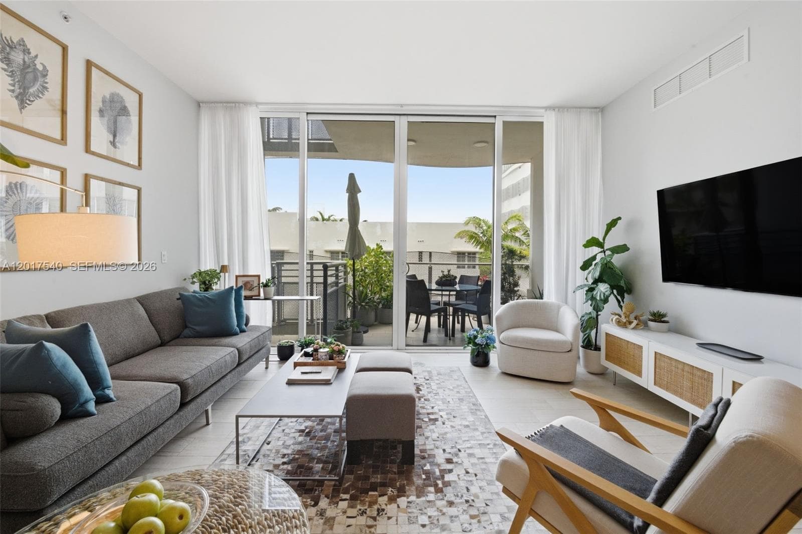 2100 Park Ave # 302, Miami Beach FL 33139 photo 3
