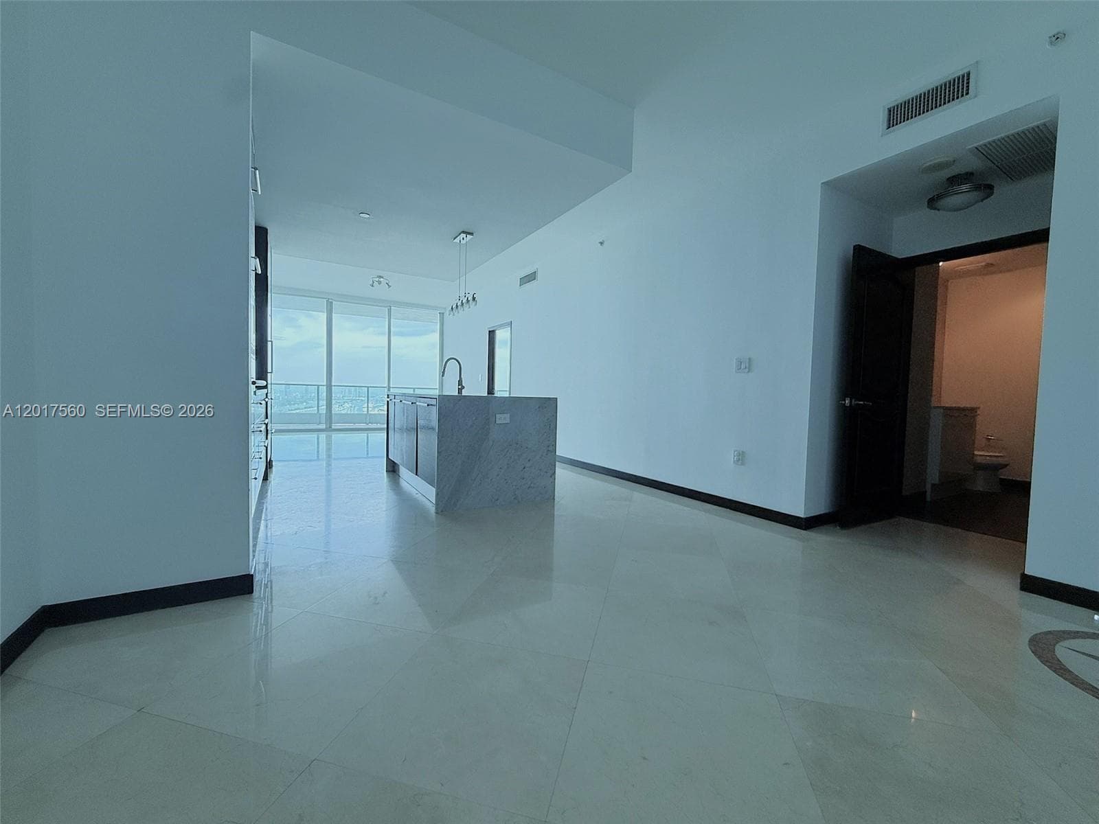 900 Biscayne Blvd # 3803, Miami FL 33132 photo 3