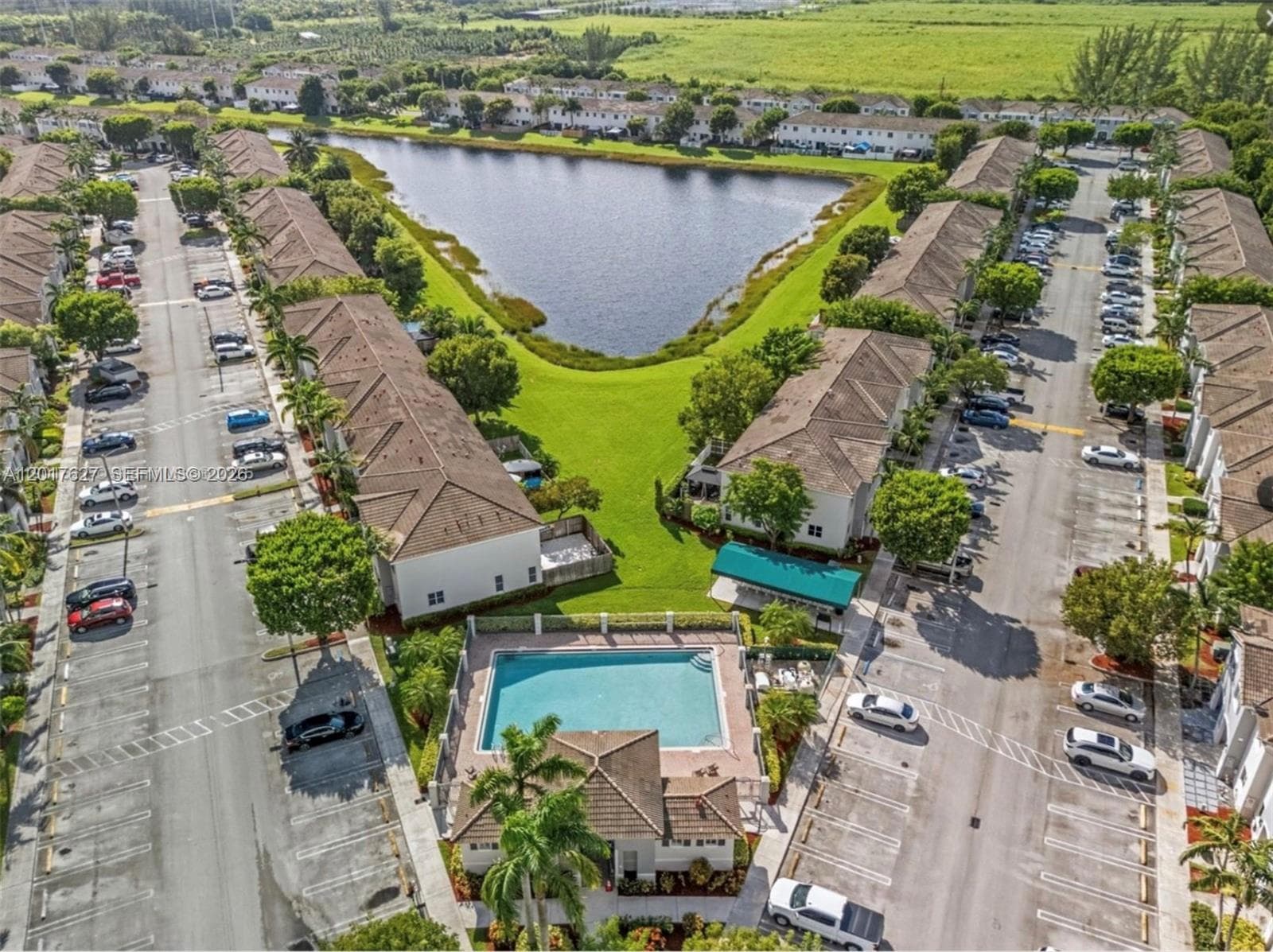 2953 SE 15th Ter, Homestead FL 33035 photo 2