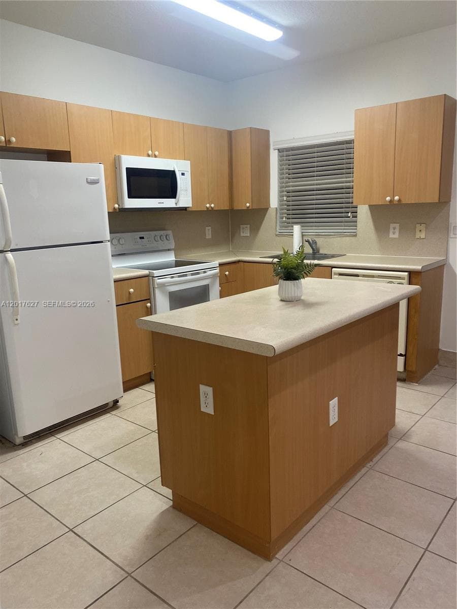 2953 SE 15th Ter, Homestead FL 33035 photo 4