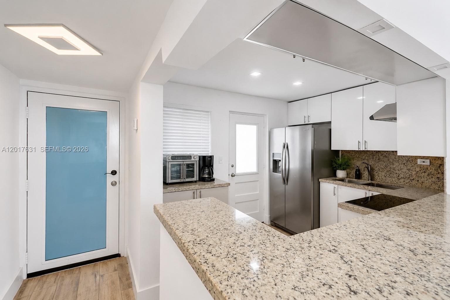 7850 Byron Ave # 702, Miami Beach FL 33141 photo 4