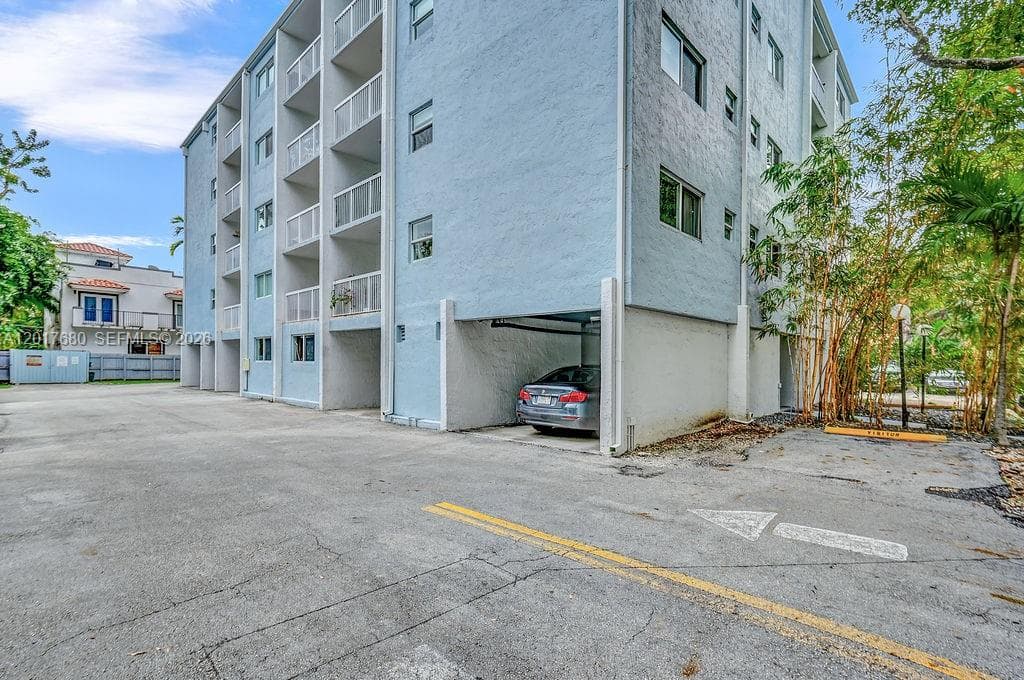 2920 SW 28th Ter # 207, Miami FL 33133 photo 5