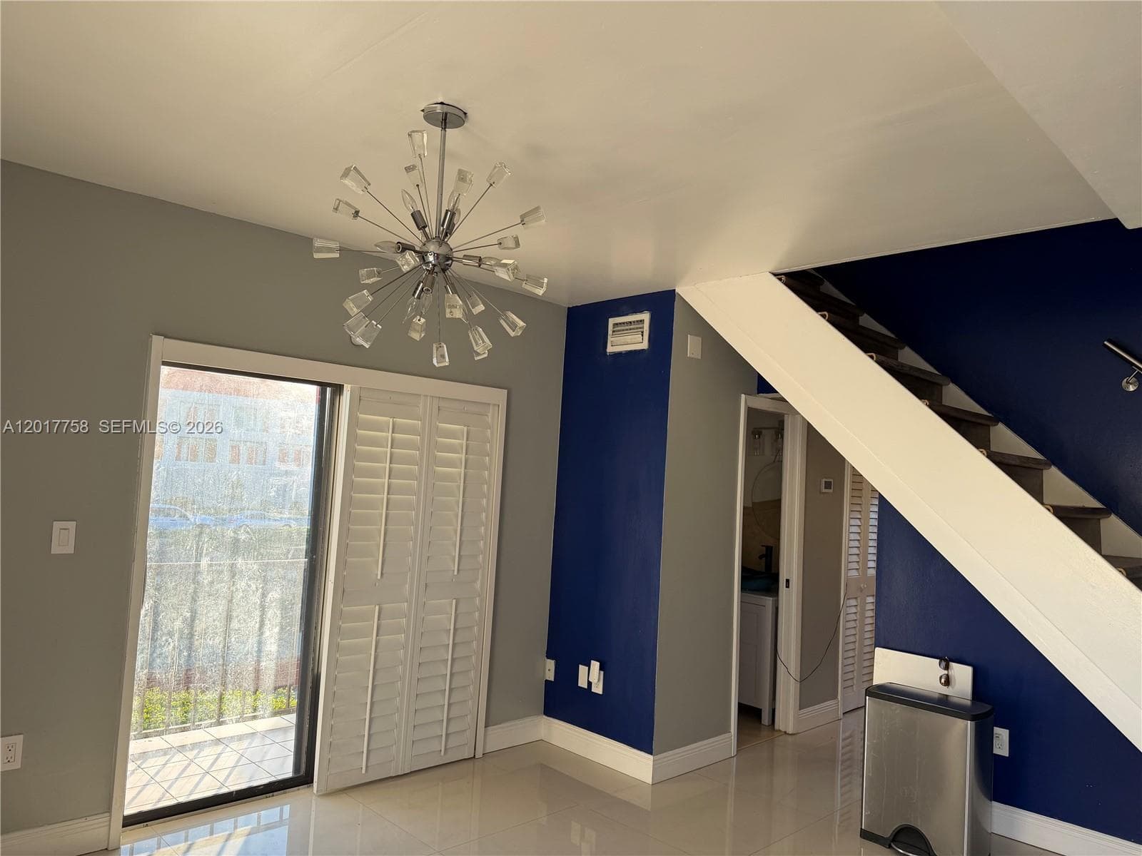 421 Swallow Dr # 12, Miami Springs FL 33166 photo 2