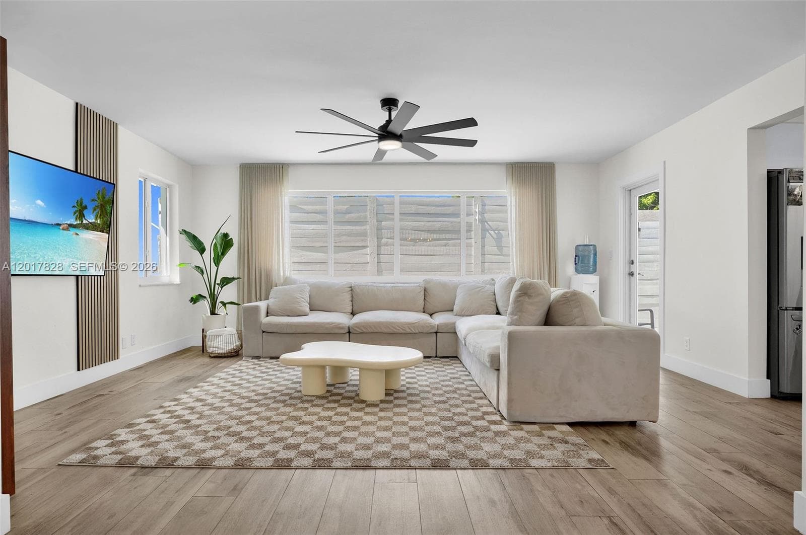 1301 Hollywood Blvd, Hollywood FL 33019 photo 2