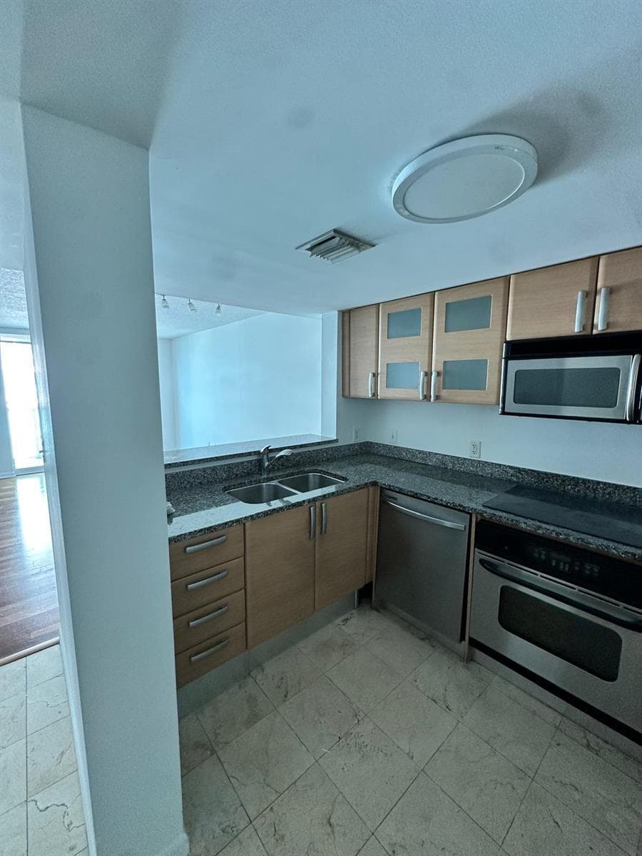 2101 Brickell Avenue # 808, Miami FL 33129 photo 2