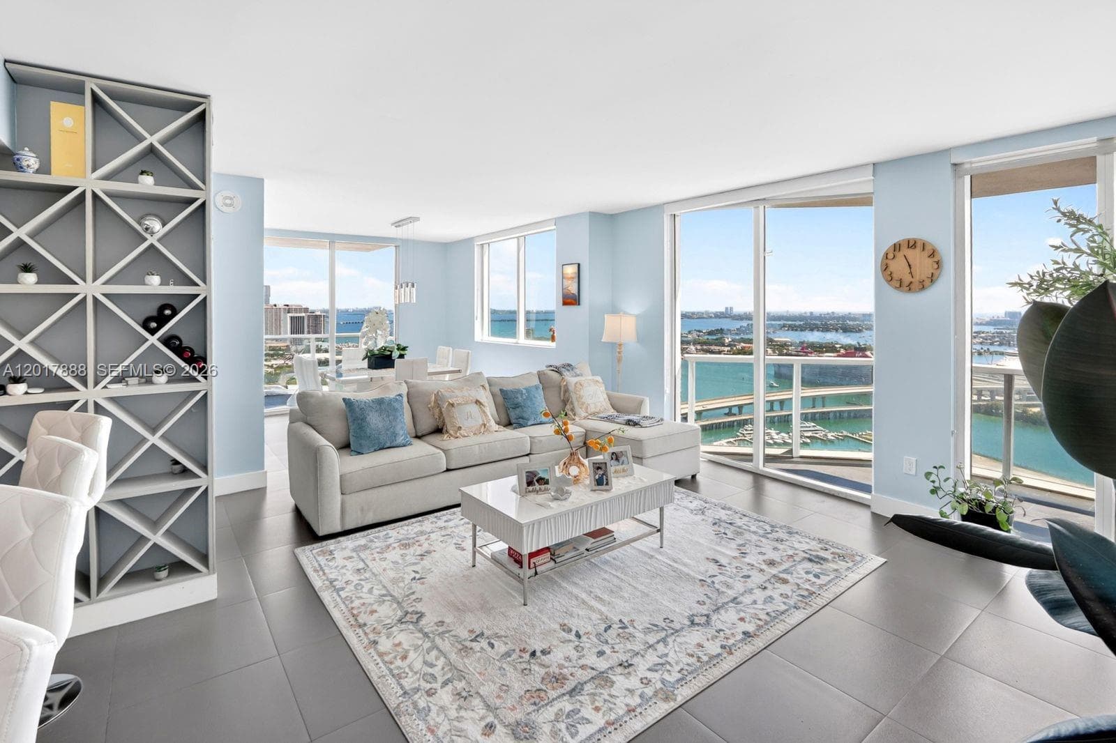 244 Biscayne Blvd # 3602, Miami FL 33132 photo 4