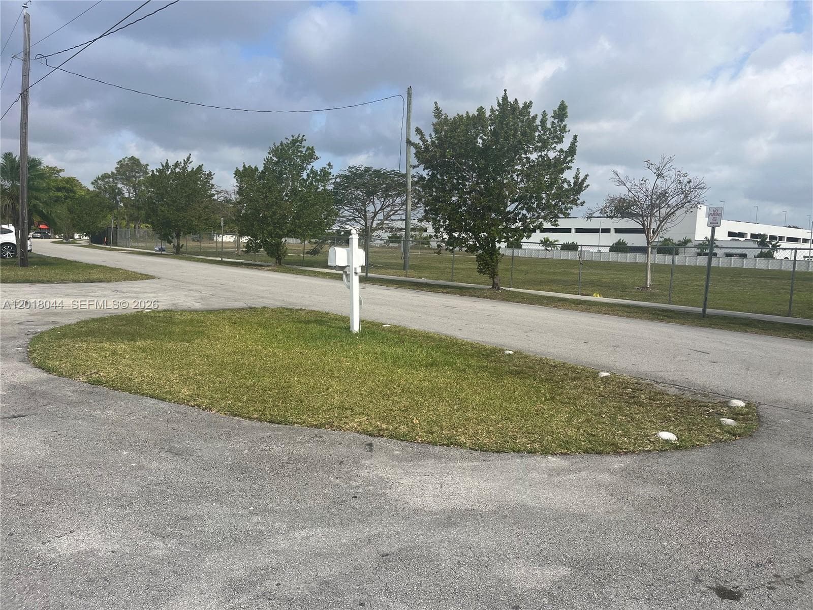 9260 SW 164th St, Palmetto Bay FL 33157