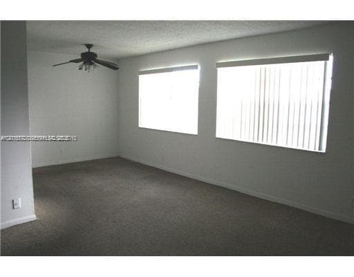 365 SW 86th Ave # 203, Pembroke Pines FL 33025 photo 4