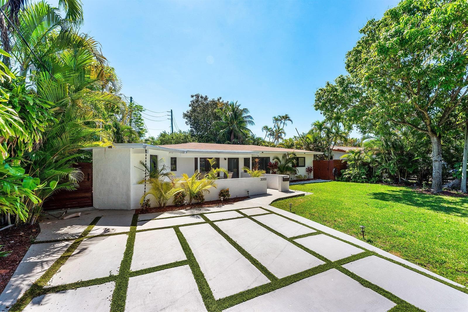 3000 NE 21st Terrace, Fort Lauderdale FL 33306 photo 2