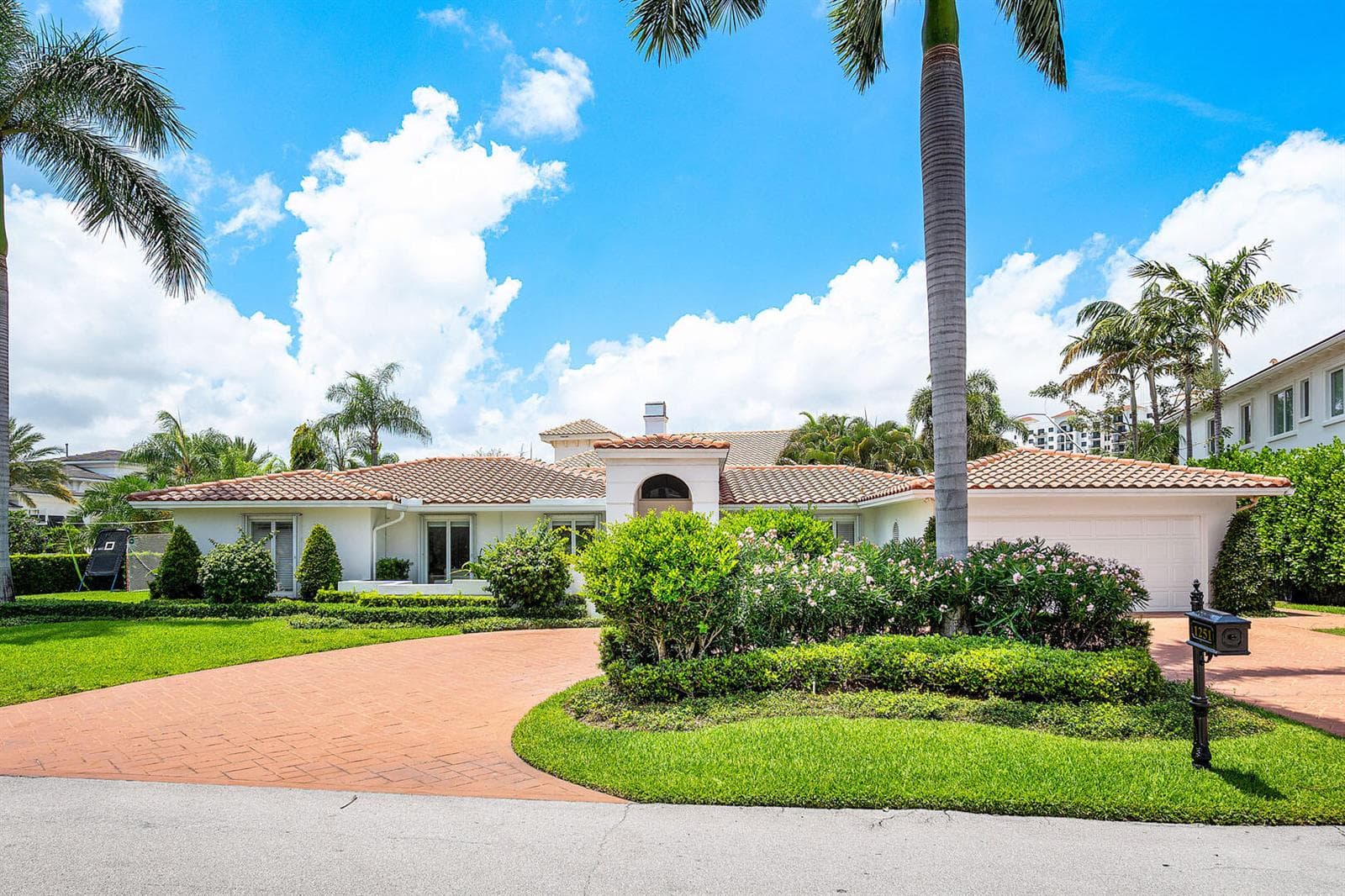 1251 Thatch Palm Drive, Boca Raton FL 33432 photo 5