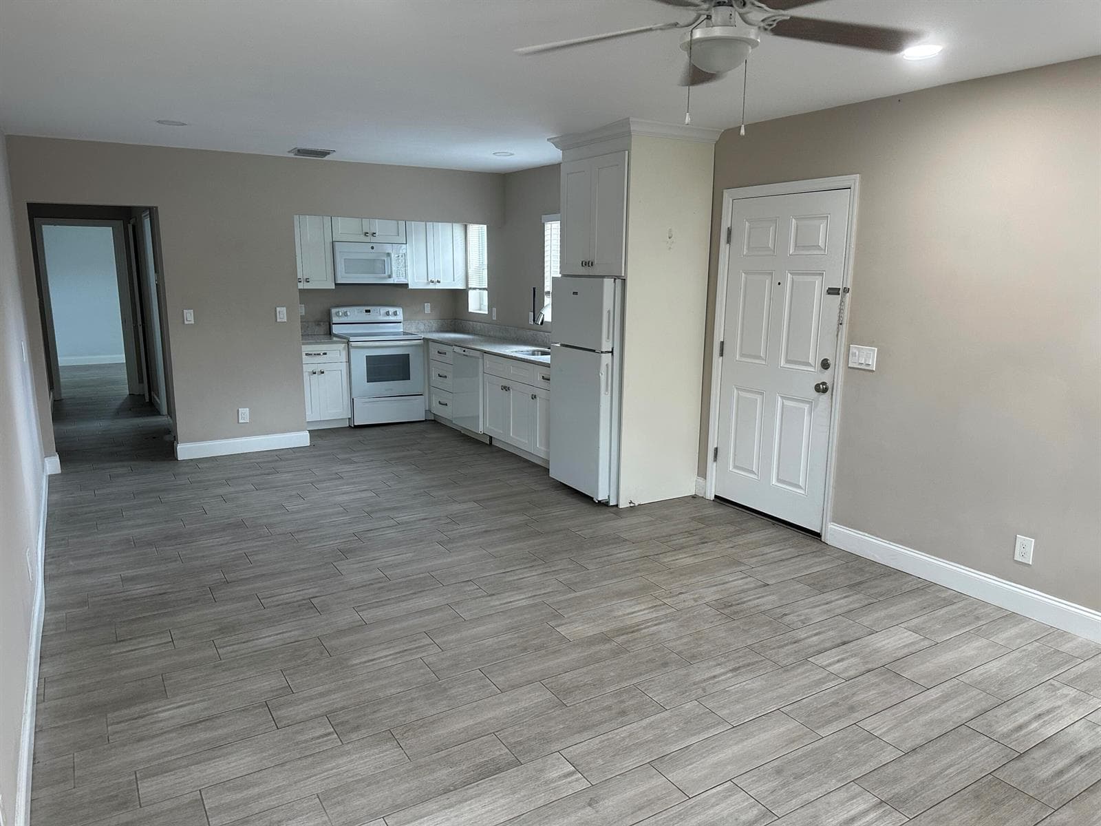 2400 Park Avenue # 1, Singer Island FL 33404 photo 5