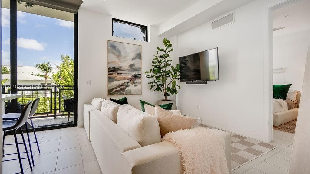 1030 15th St # 201, Miami Beach FL 33139 photo 5