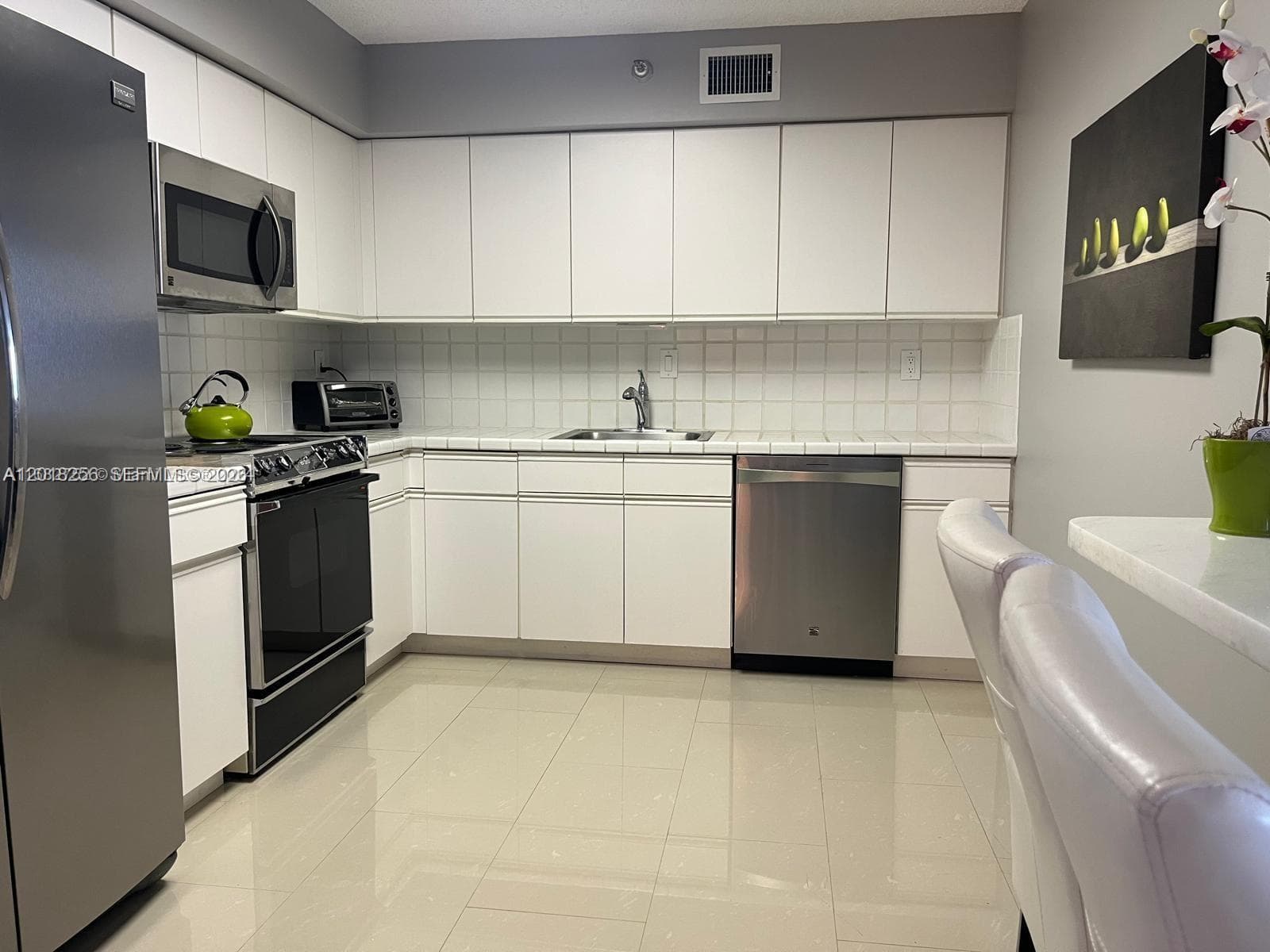 3530 Mystic Pointe Dr # 2312, Aventura FL 33180 photo 5