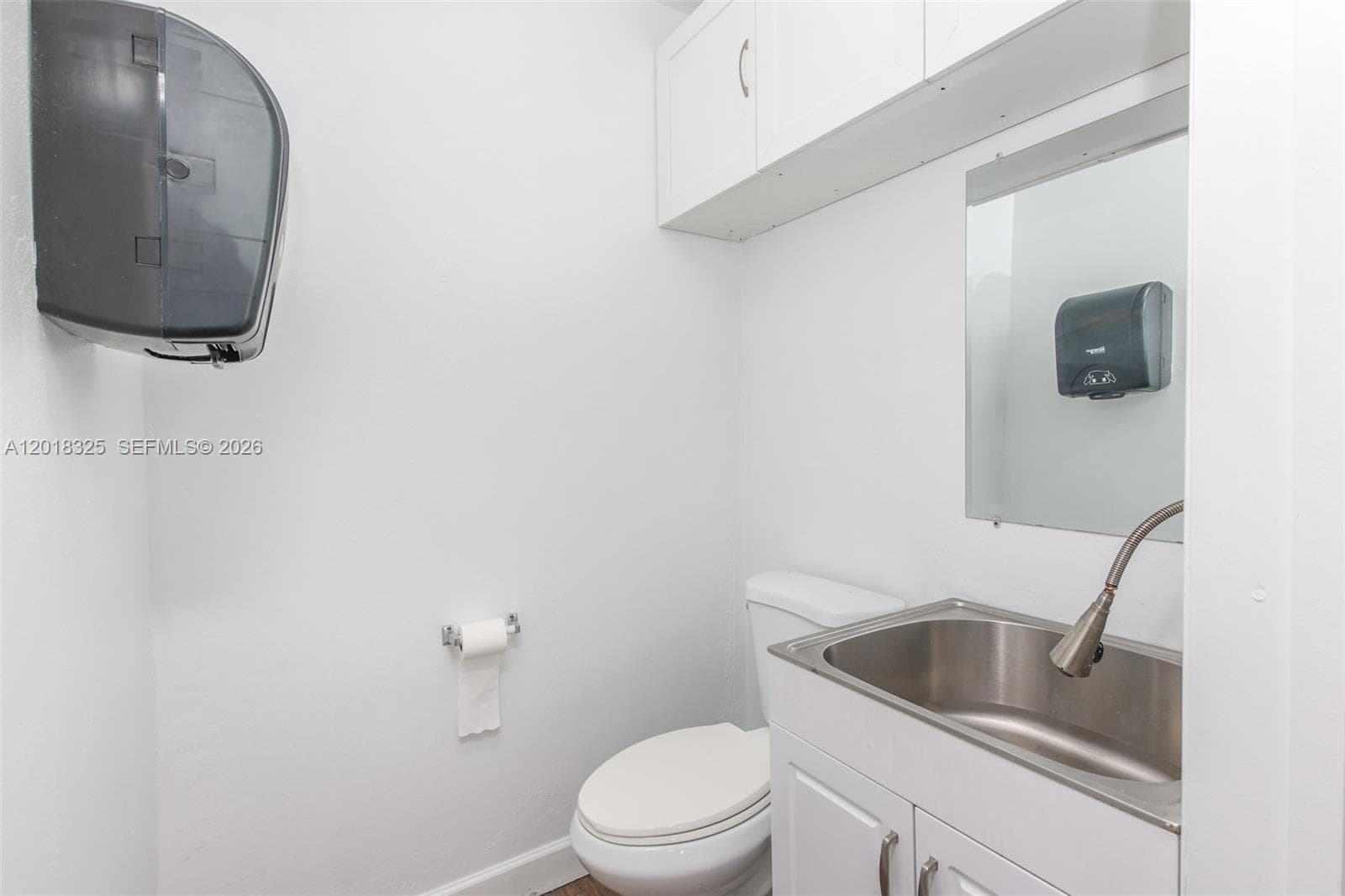 3501 NW 10th Ave, Oakland Park FL 33309 photo 4