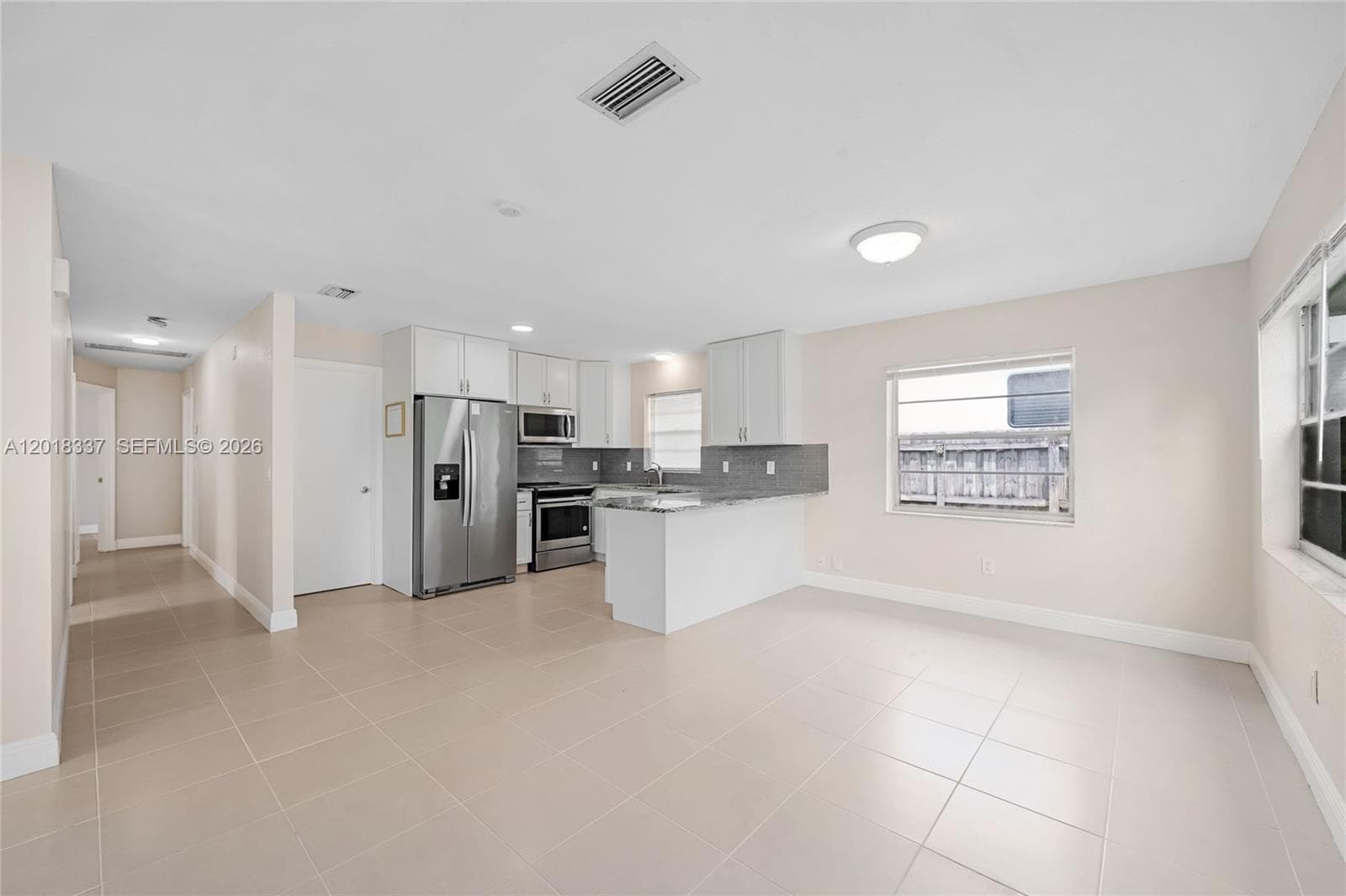 429 Avenida Hermosa, West Palm Beach FL 33405 photo 4