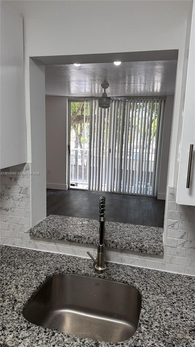 1740 NW N River Dr # 325, Miami FL 33125 photo 2