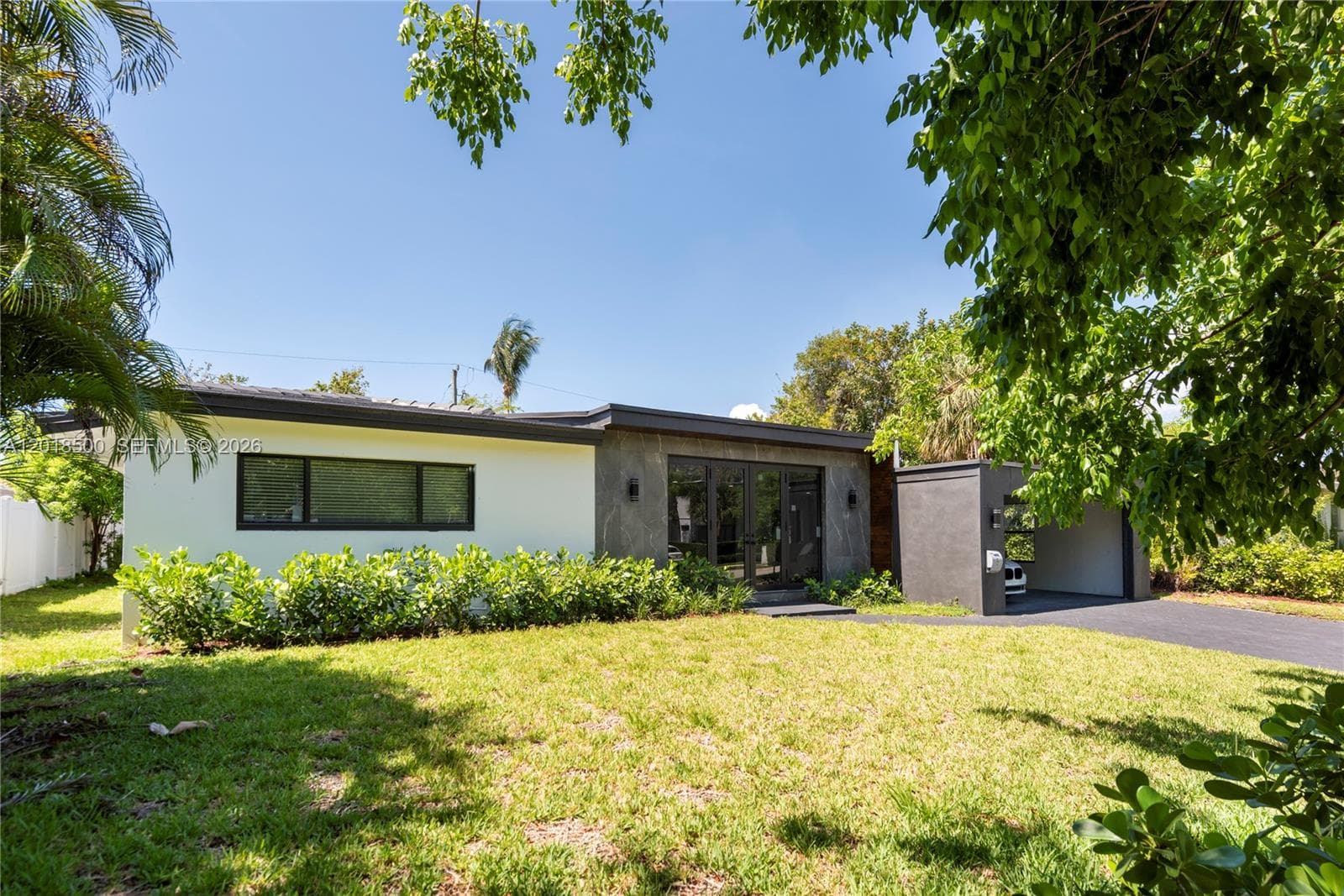 2308 SE 18 St, Fort Lauderdale FL 33316 photo 2
