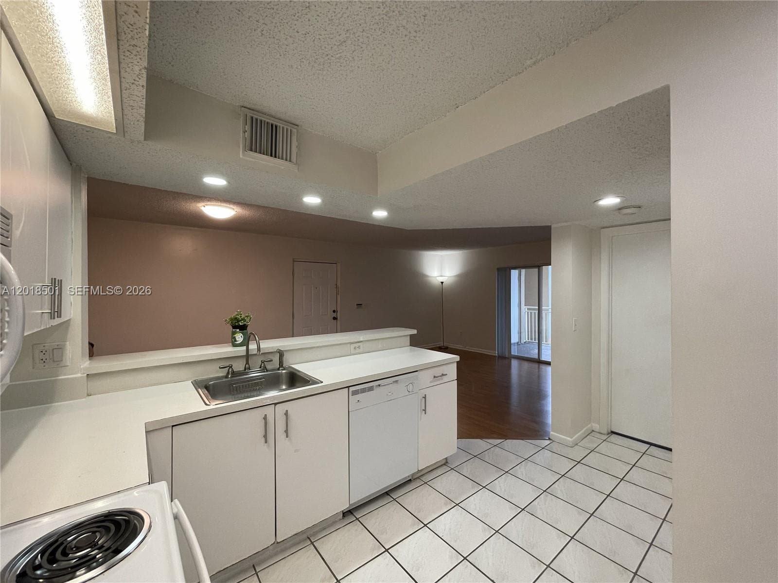 18890 NW 57th Ave # 207, Hialeah FL 33015 photo 2