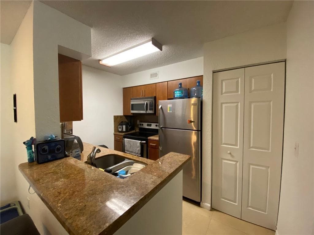 2841 N Oakland Forest Drive # 107, Oakland Park FL 33309 photo 2