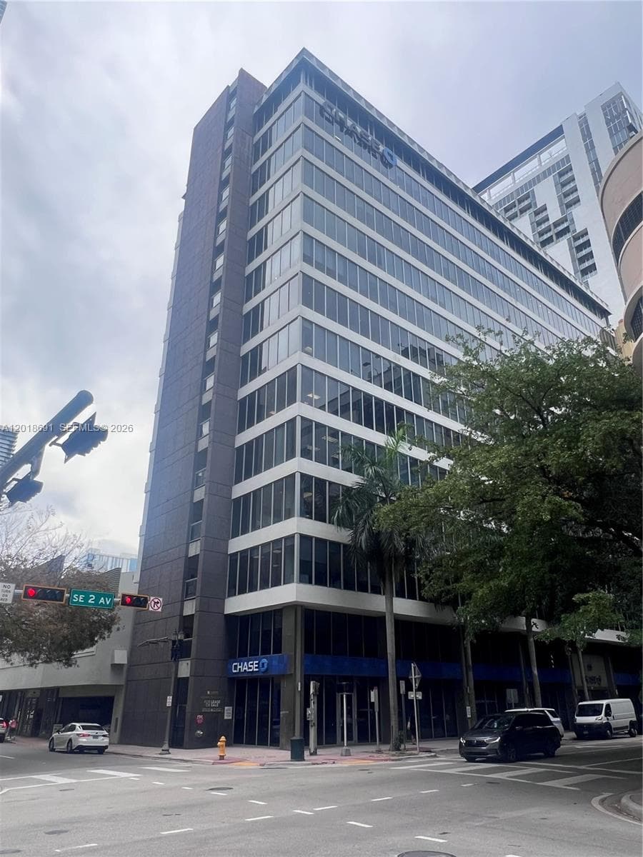 150 SE 2nd Ave # 208, Miami FL 33131