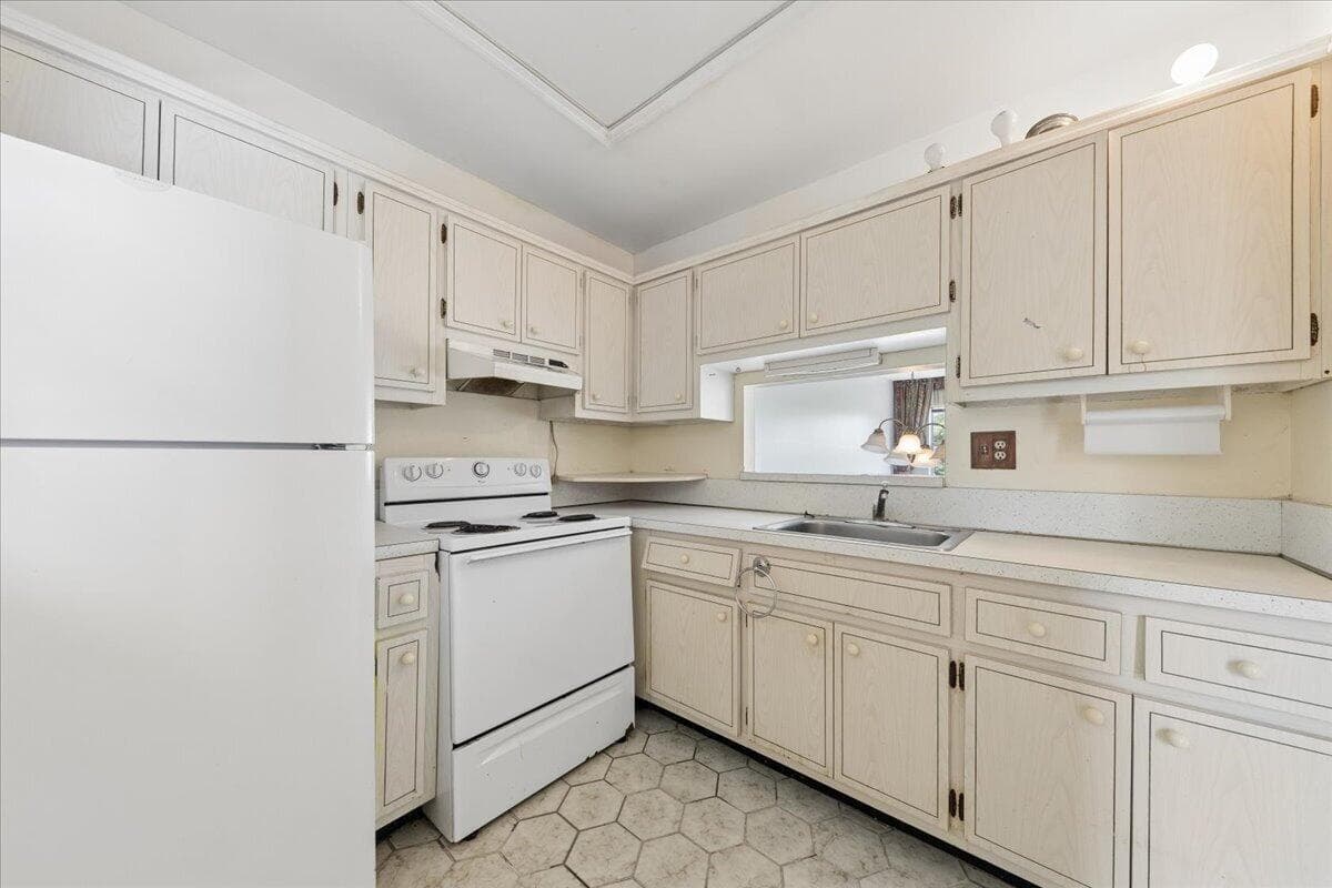 4411 NW 16th Street Apt 206, Lauderhill FL 33313 photo 3