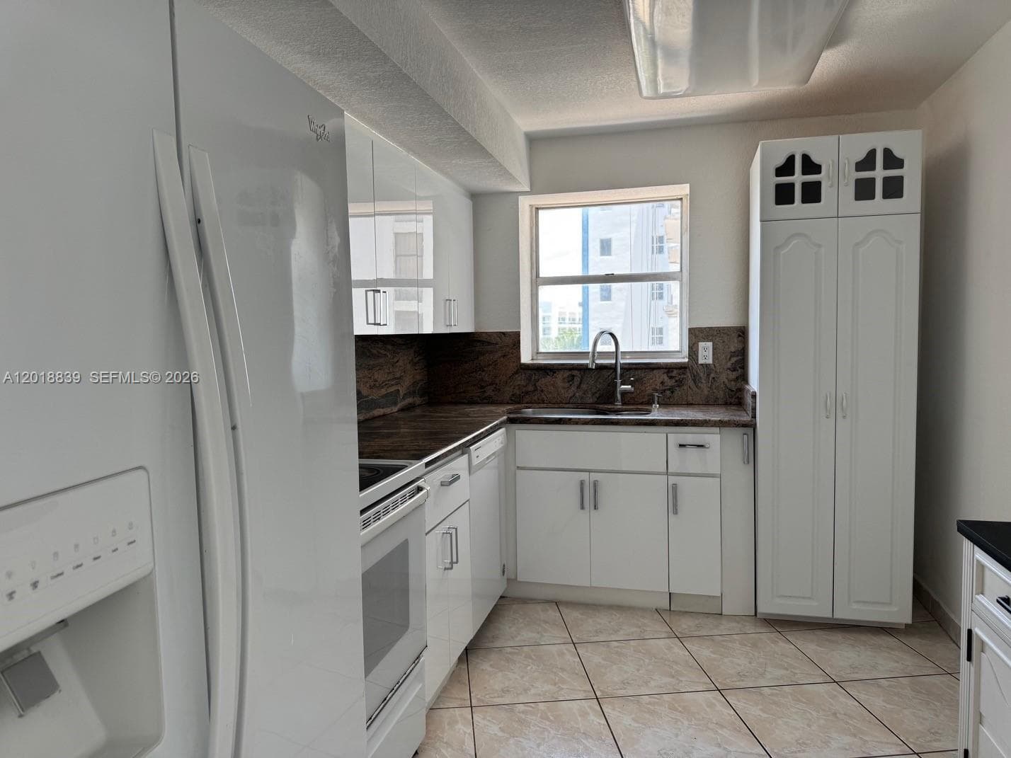 6039 COLLINS AV # 537, Miami Beach, FL 33140 photo 3