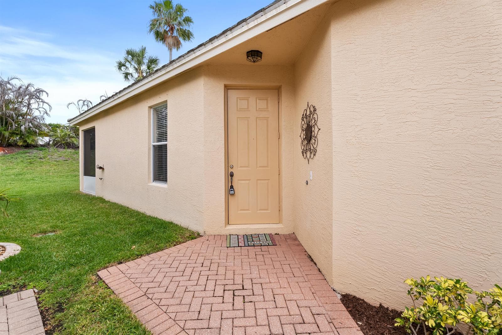 854 SW Rocky Bayou Terrace, Port St. Lucie FL 34986 photo 3
