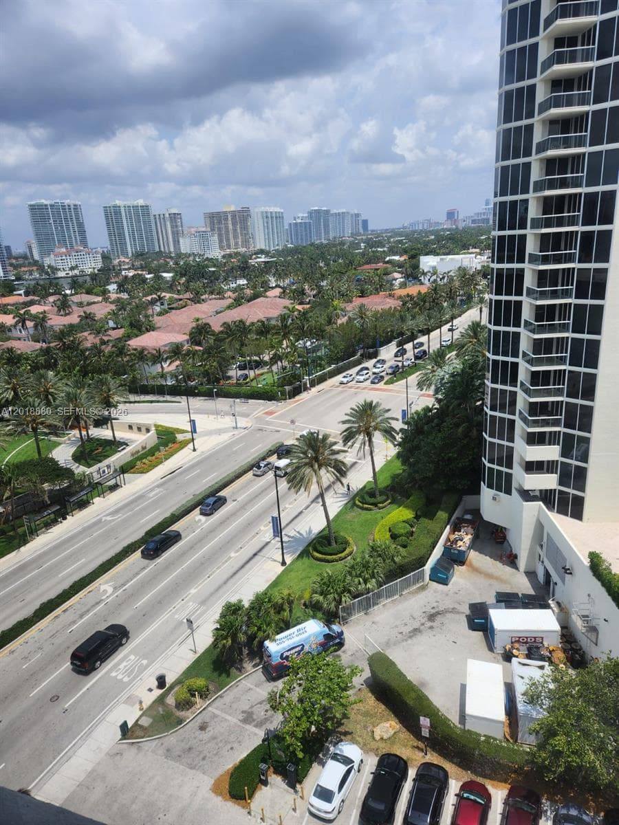 19201 Collins Ave # 1028, Sunny Isles Beach FL 33160 photo 2