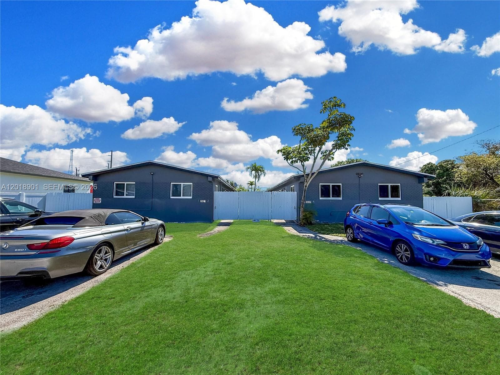 2620 NW 18th TER, Oakland Park FL 33311 photo 4