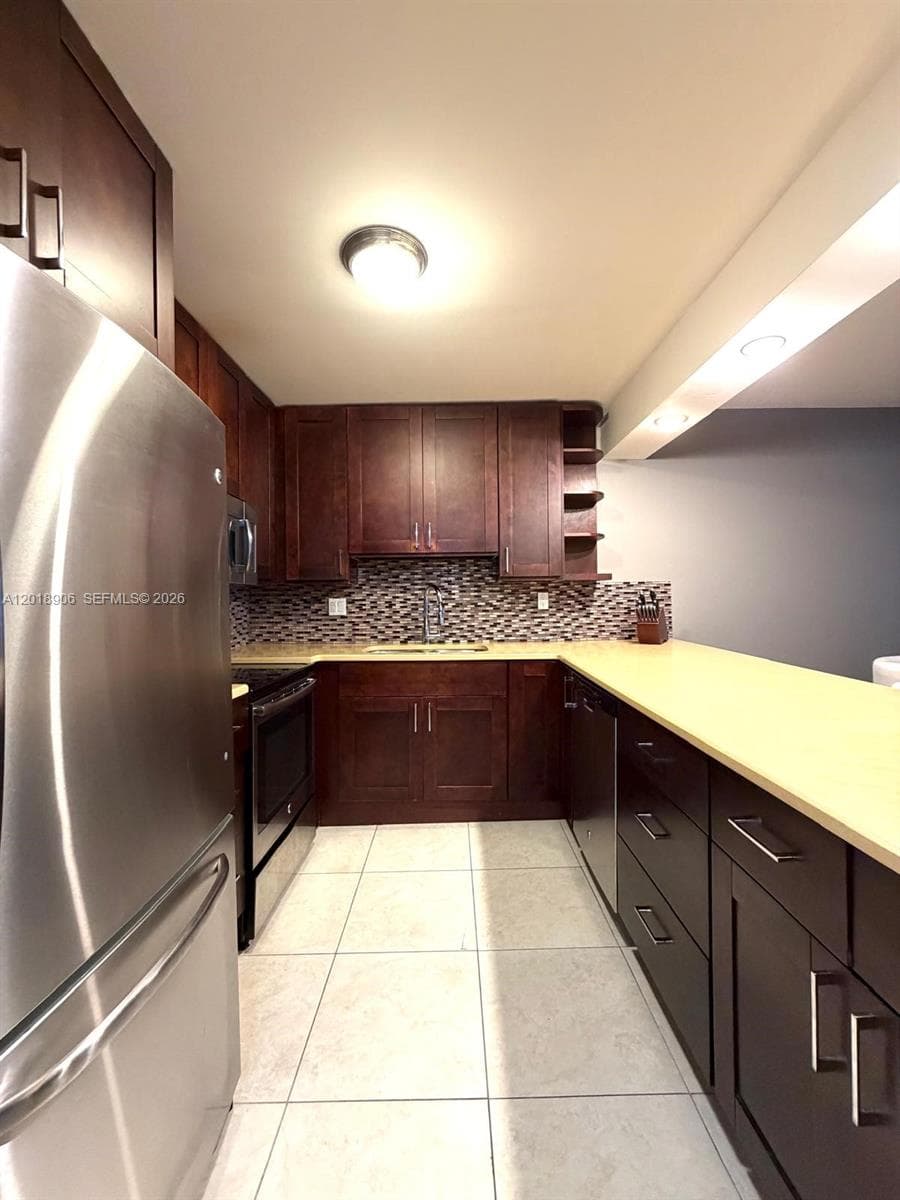600 Three Islands Blvd # 920 (AVAILABLE NOW), Hallandale Beach FL 33009 photo 3
