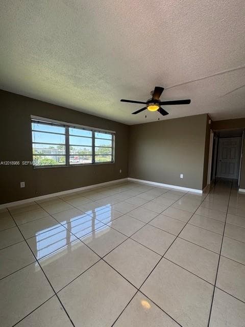 65 NE 202nd Ter # Q33, Miami Gardens FL 33179 photo 2