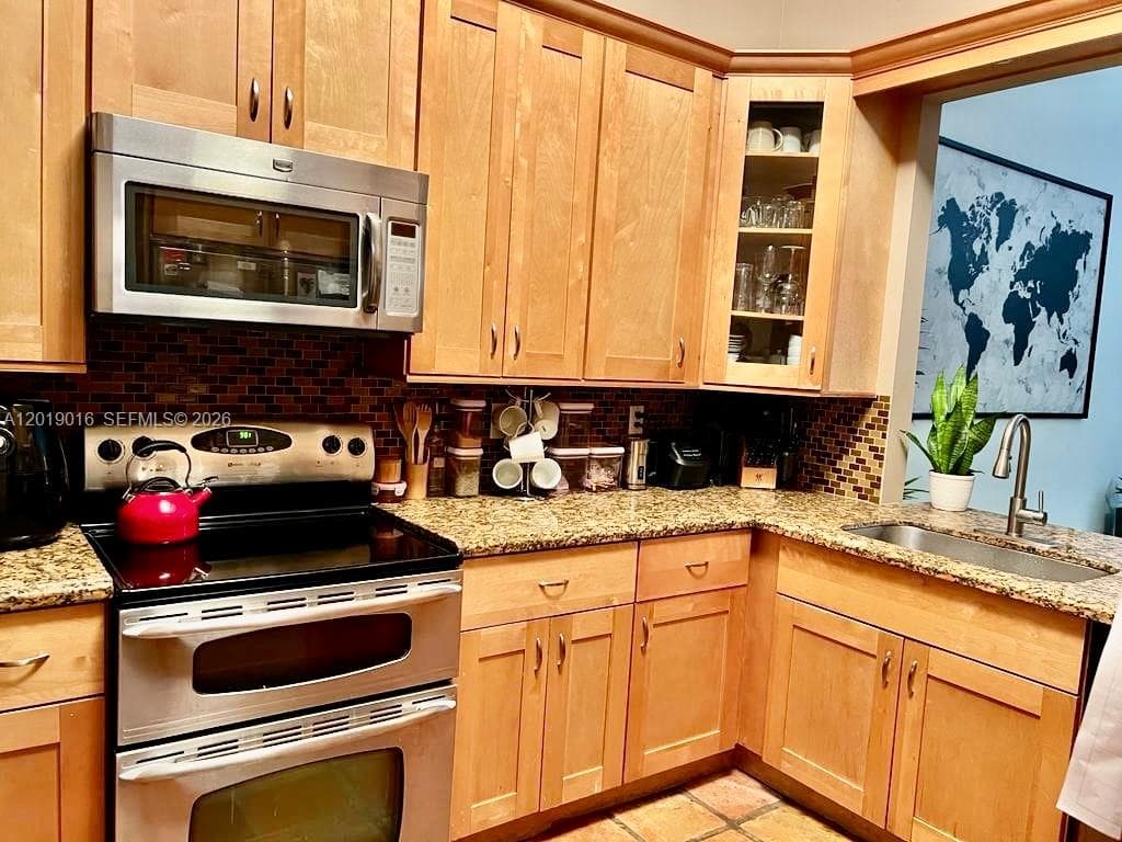 509 NE 199th Ln # 3A, Miami FL 33179 photo 2