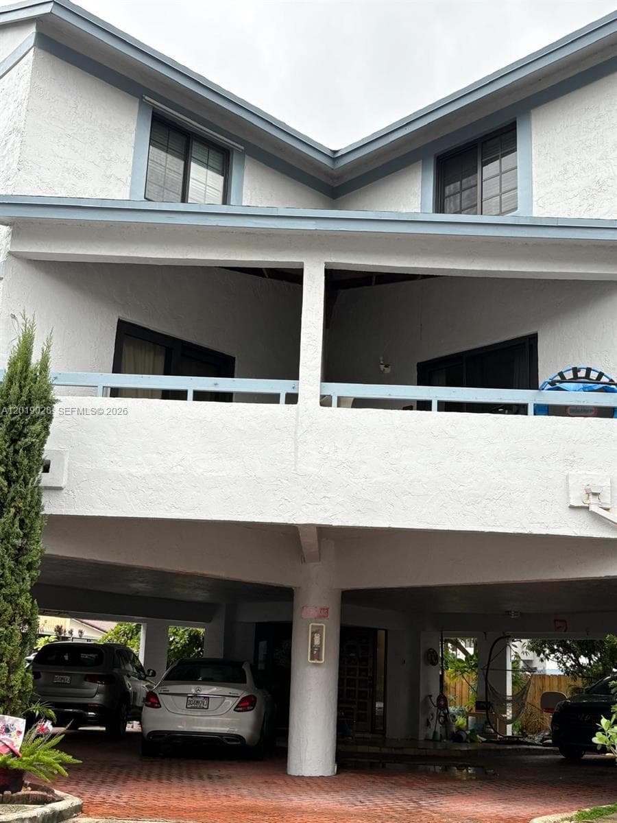 1405 SW 122nd Ave # 13, Miami FL 33184
