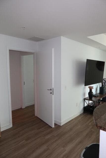 300 S Biscayne Boulevard # T1902, Miami FL 33131 photo 4