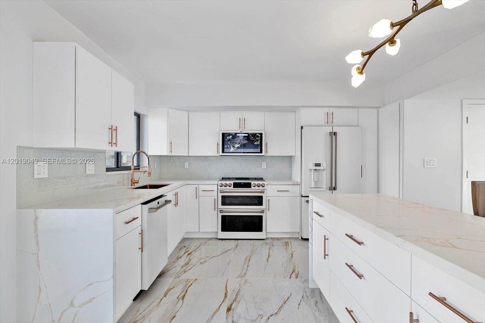 16449 NE 26th Ave # 16, North Miami Beach FL 33160 photo 5
