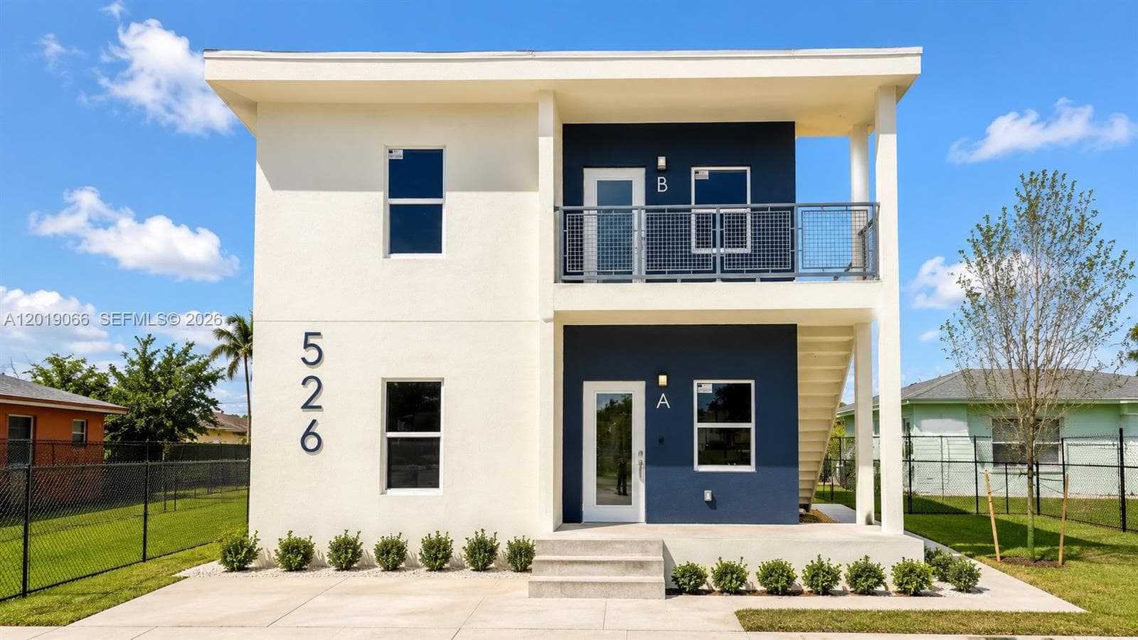 526 NW 6th St, Hallandale Beach FL 33009 photo 3