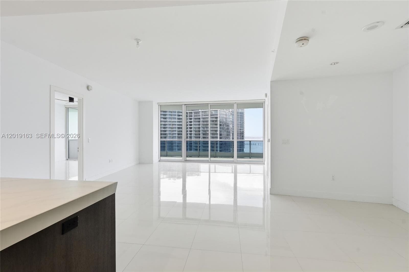 200 Biscayne Boulevard Way # 4904, Miami FL 33131 photo 3