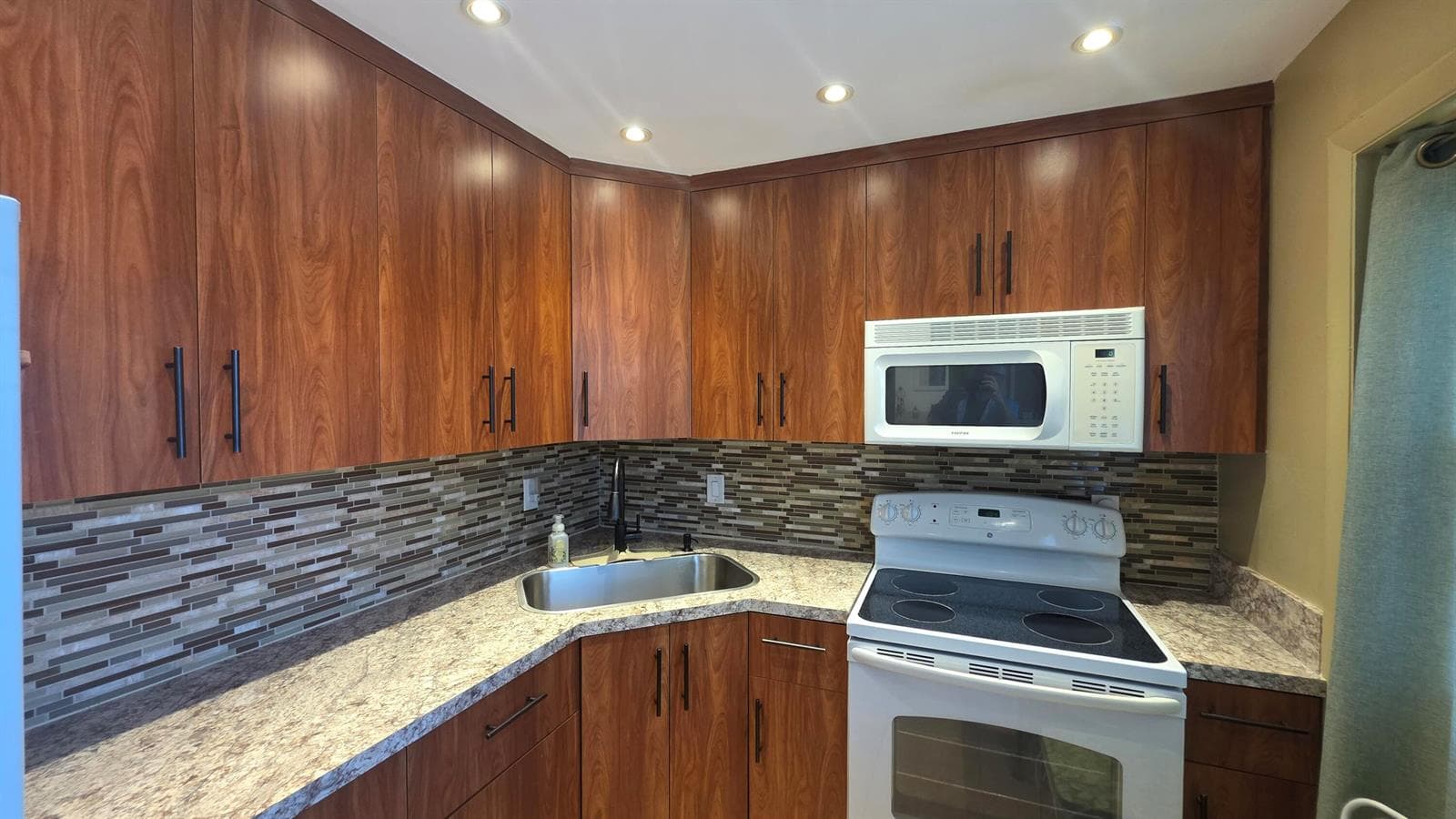 600 NE 2nd Street # 108, Dania Beach FL 33004 photo 3