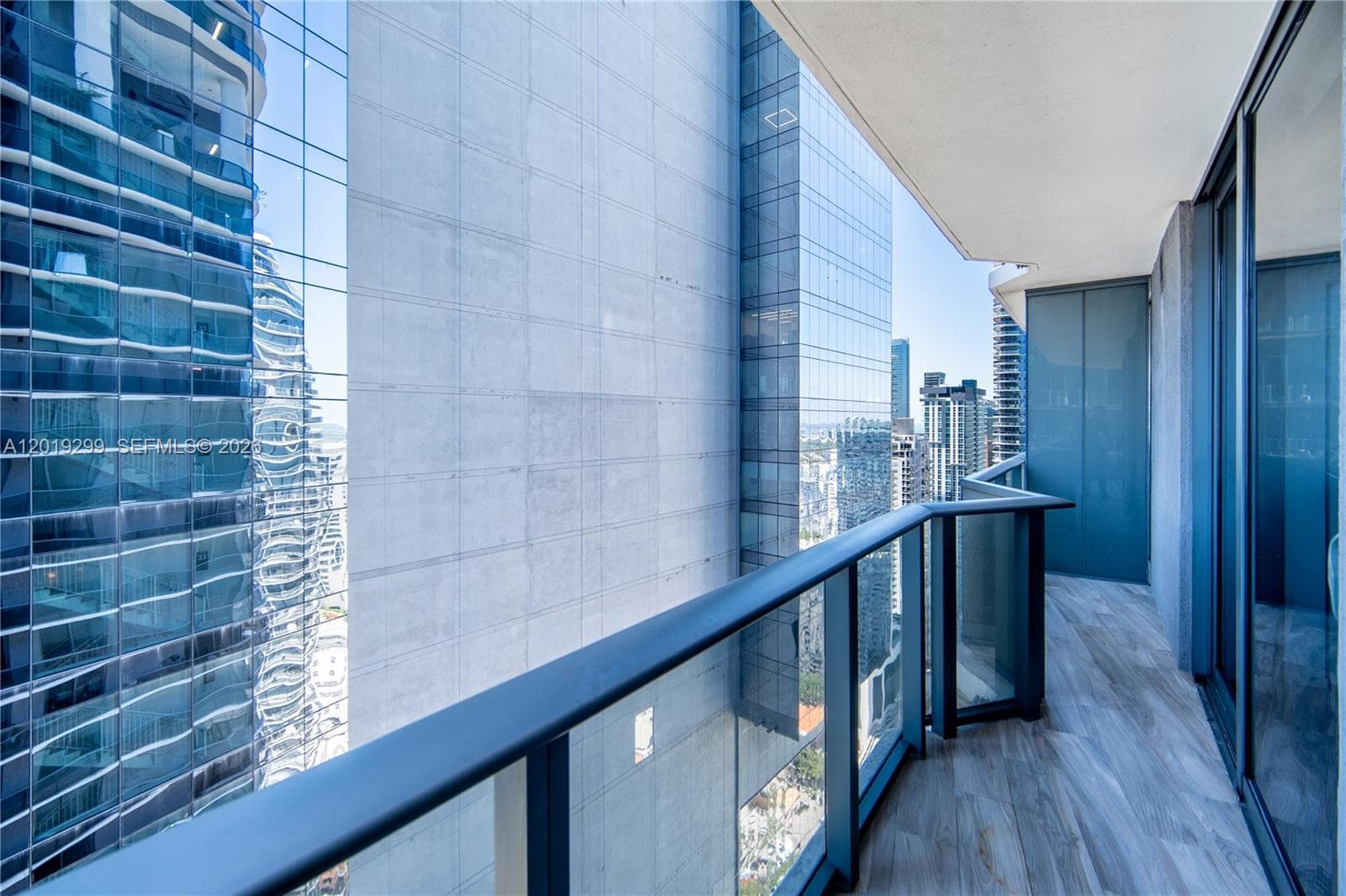 801 S Miami Ave # 3905, Miami FL 33130 photo 3