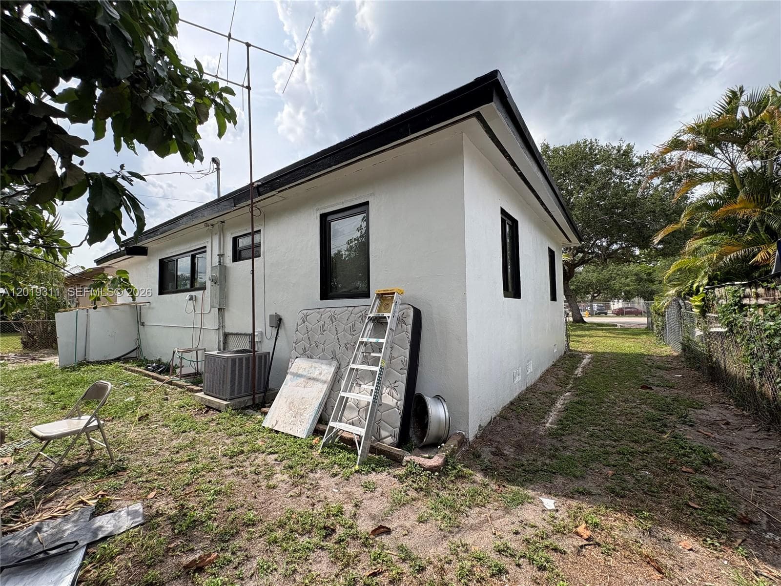 1250 NW 131st St, North Miami FL 33167 photo 2