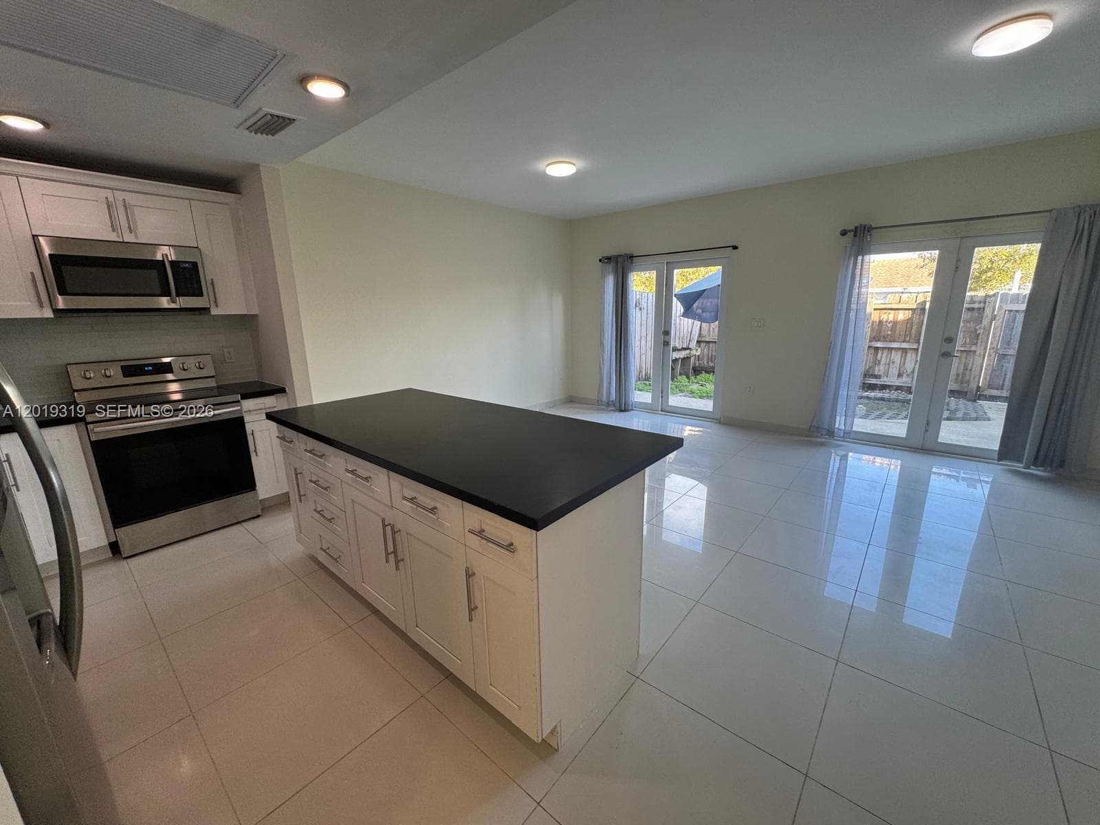 13724 SW 259th St, Homestead FL 33032 photo 2