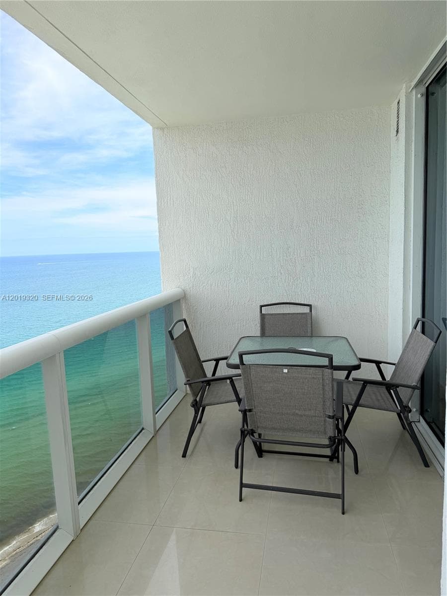 1800 S Ocean Dr # 3002, Hallandale Beach, FL 33009 photo 2
